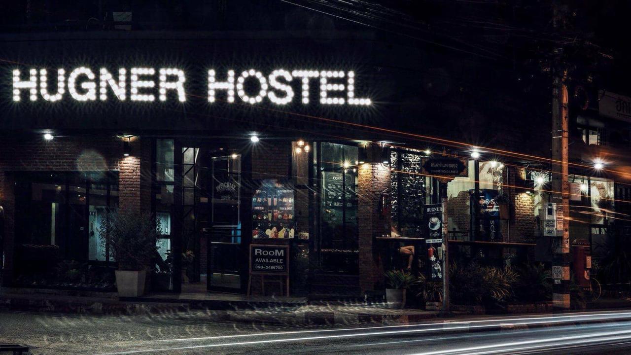 Hugnur Hostel And Coffee Chiang Mai Exterior photo
