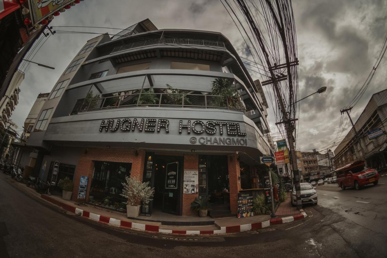 Hugnur Hostel And Coffee Chiang Mai Exterior photo